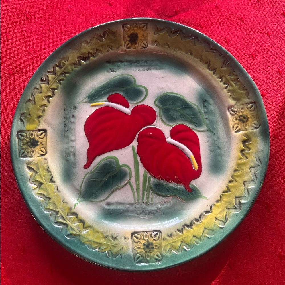 Vintage Kani of Hawaii Dinner Plate